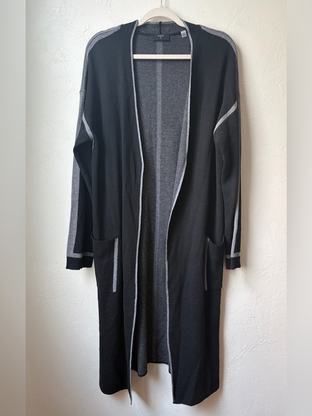 Tahari Cashmere Blend Longline Cardigan Black Gray Trim Large